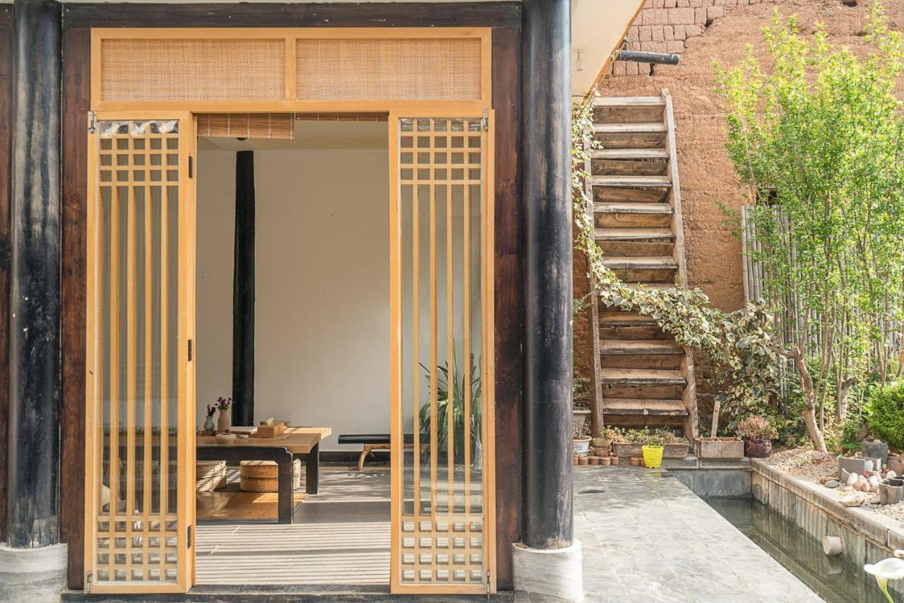 Отель Dali Shaxi Qing Jing Courtyard Jianchuan Экстерьер фото
